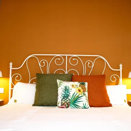 Apartamentos Delmas Апартаменты Ариа