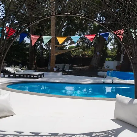 Apartamentos Delmas *